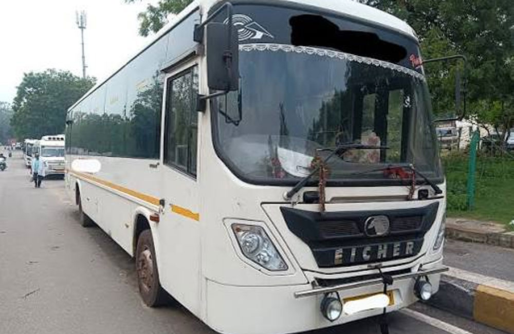 44-seater-coach-in-odisha
